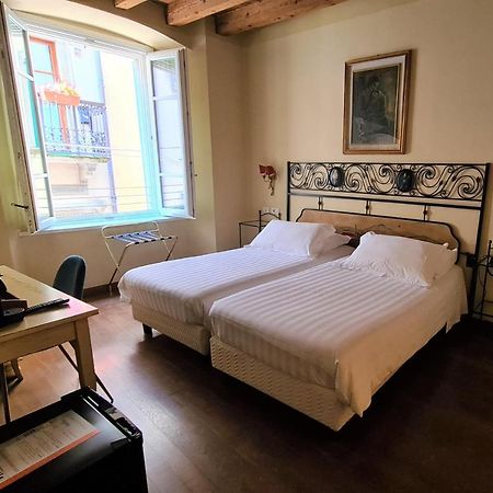Hotel Piazza Vecchia Bergamo Bagian luar foto