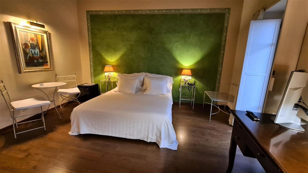 Hotel Piazza Vecchia Bergamo Bagian luar foto