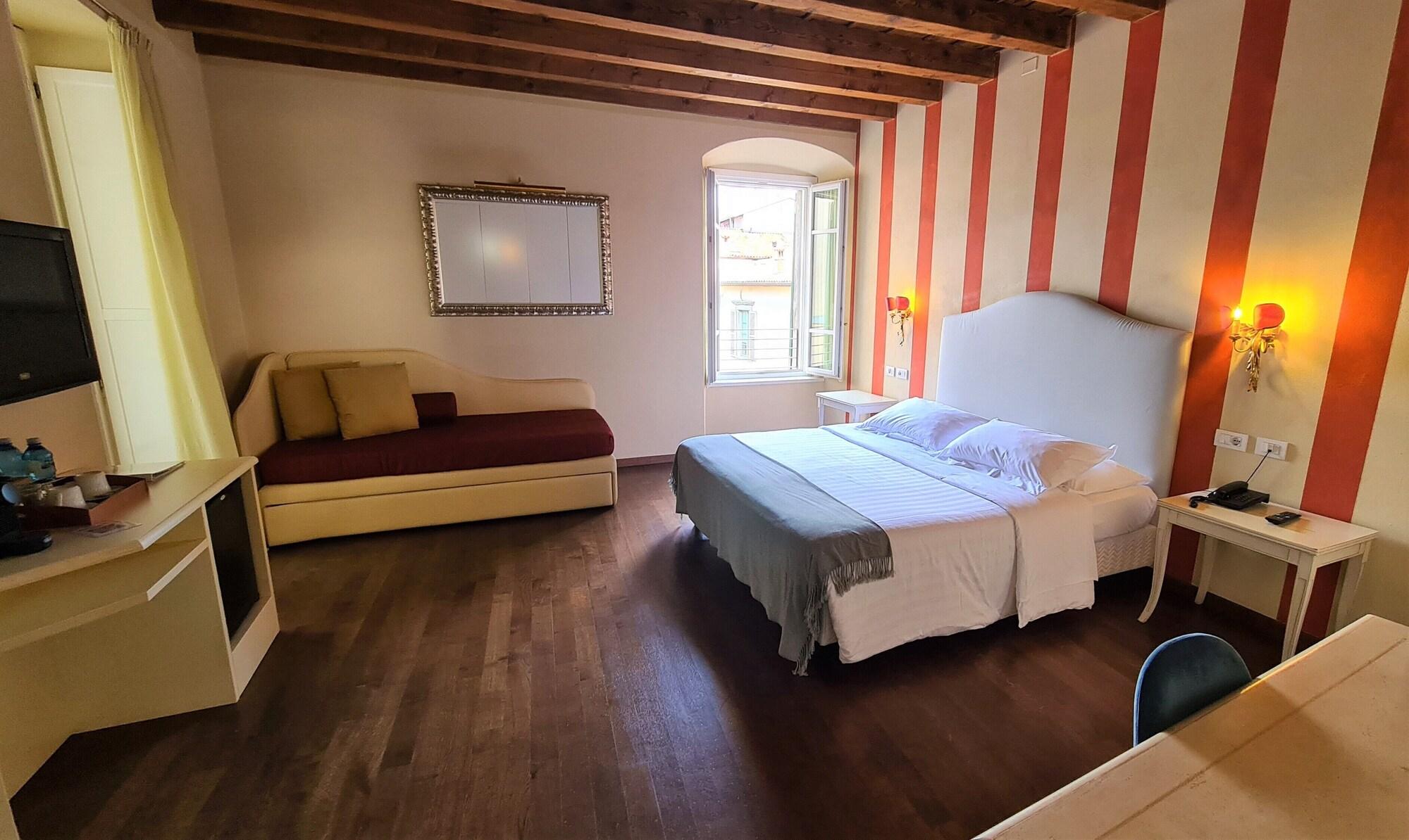 Hotel Piazza Vecchia Bergamo Bagian luar foto