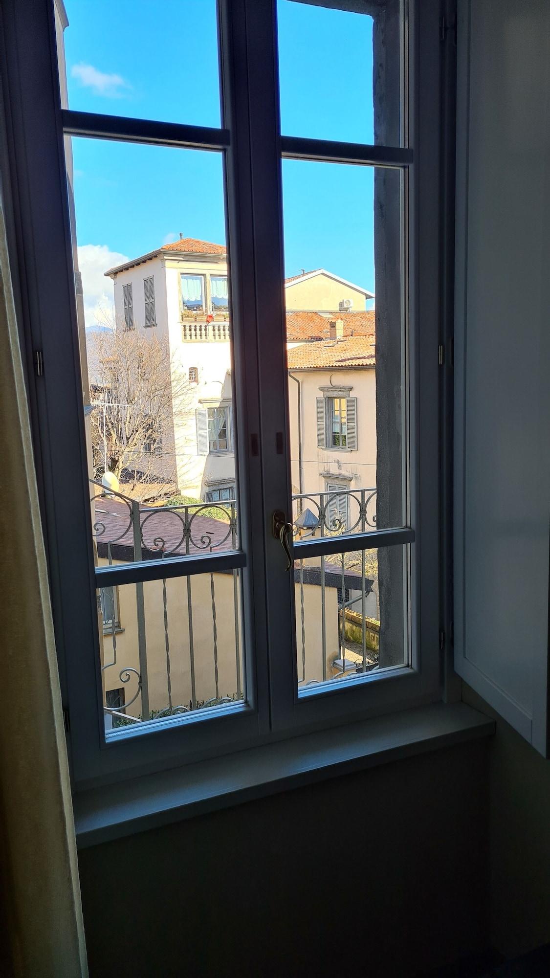 Hotel Piazza Vecchia Bergamo Bagian luar foto
