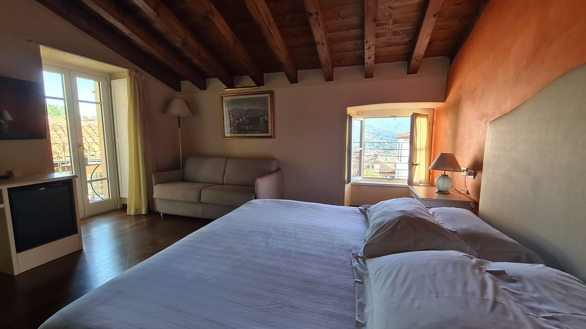 Hotel Piazza Vecchia Bergamo Bagian luar foto
