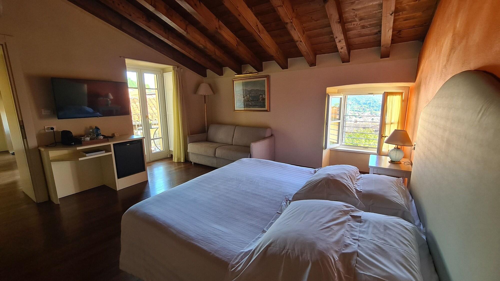 Hotel Piazza Vecchia Bergamo Bagian luar foto