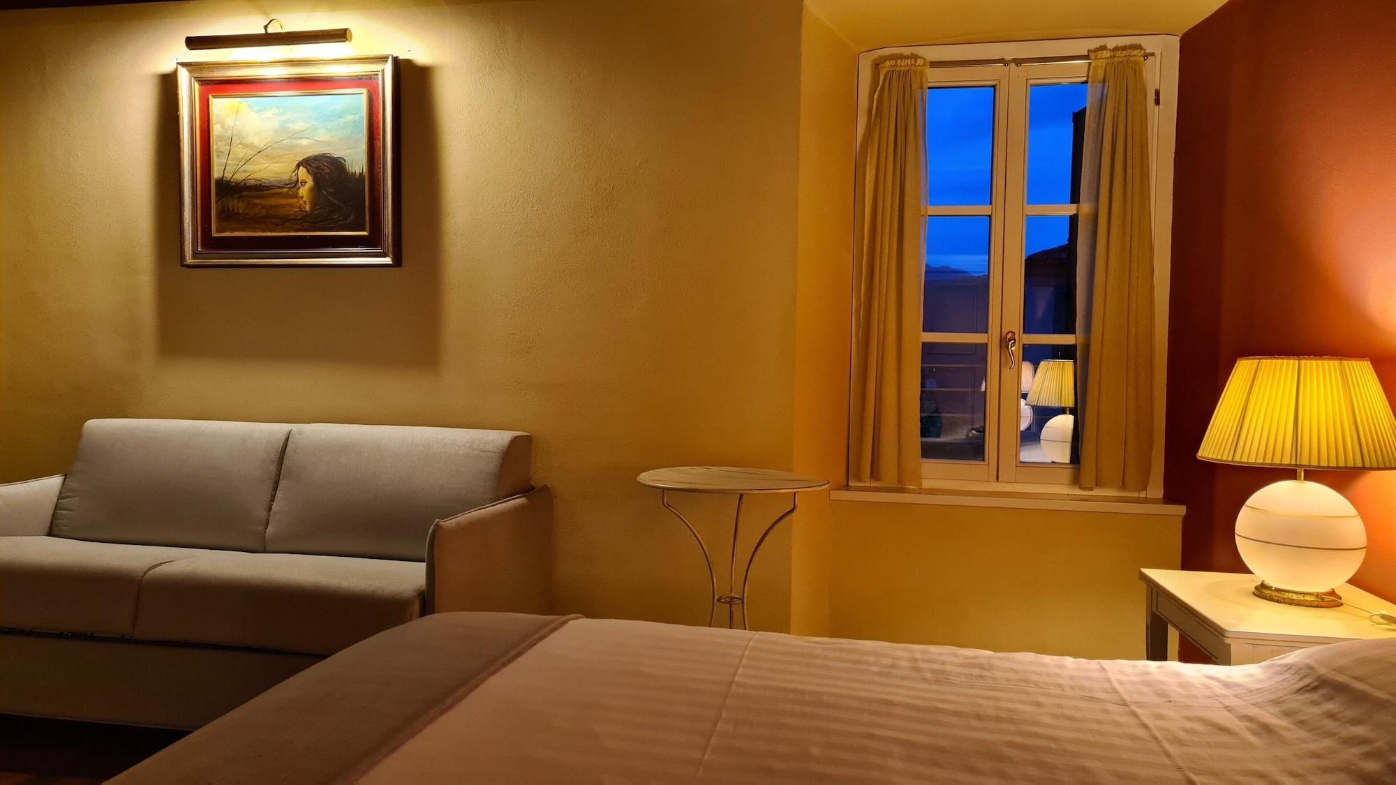 Hotel Piazza Vecchia Bergamo Bagian luar foto