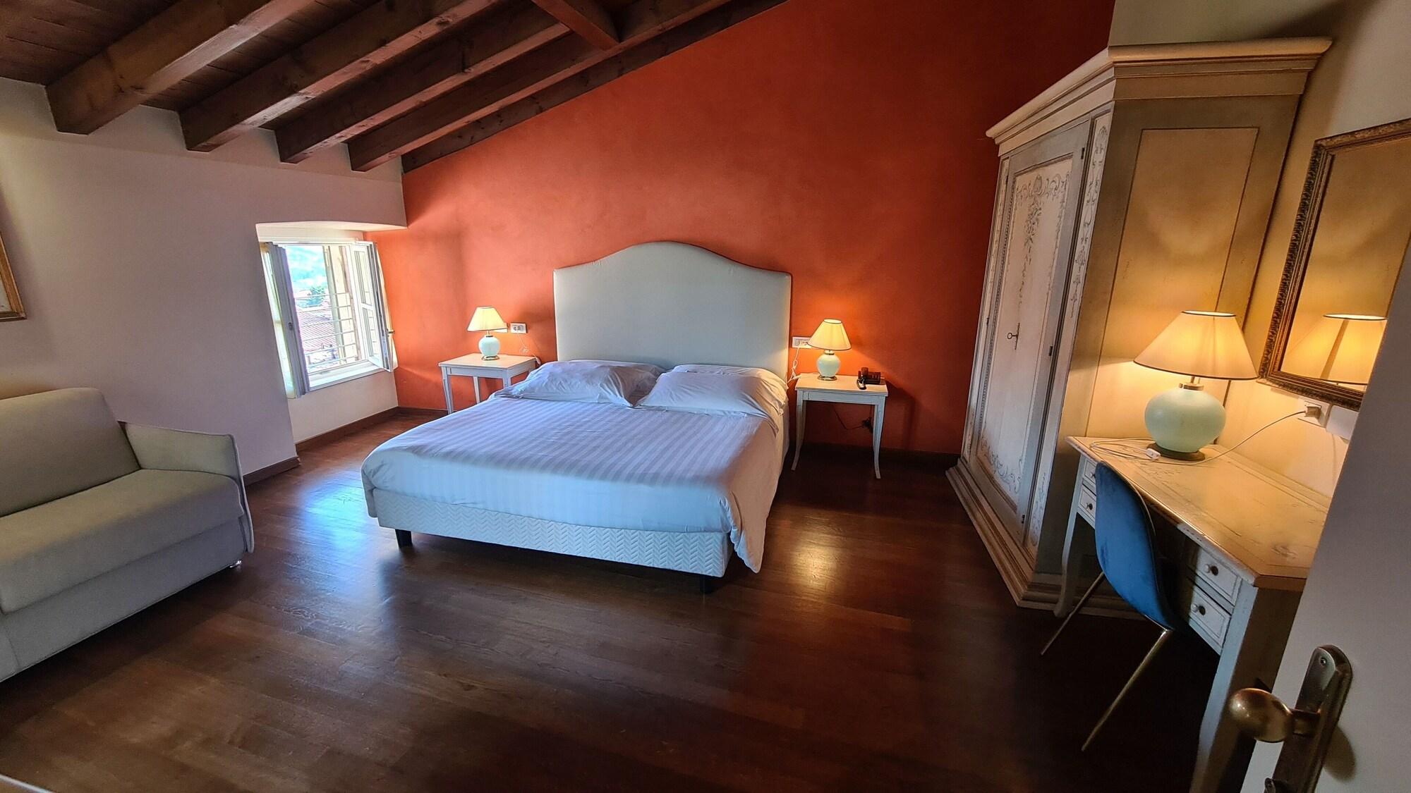 Hotel Piazza Vecchia Bergamo Bagian luar foto
