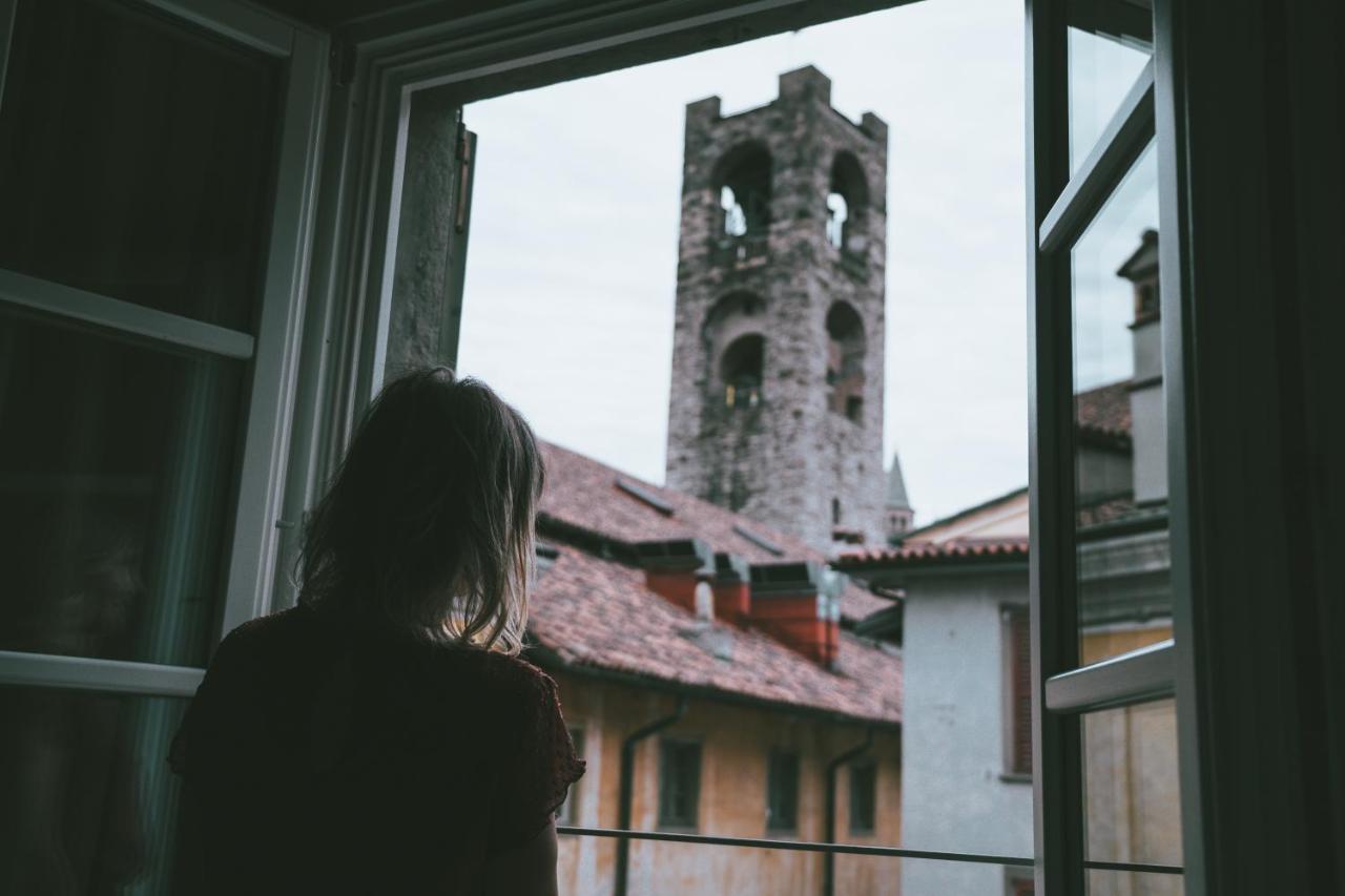 Hotel Piazza Vecchia Bergamo Bagian luar foto