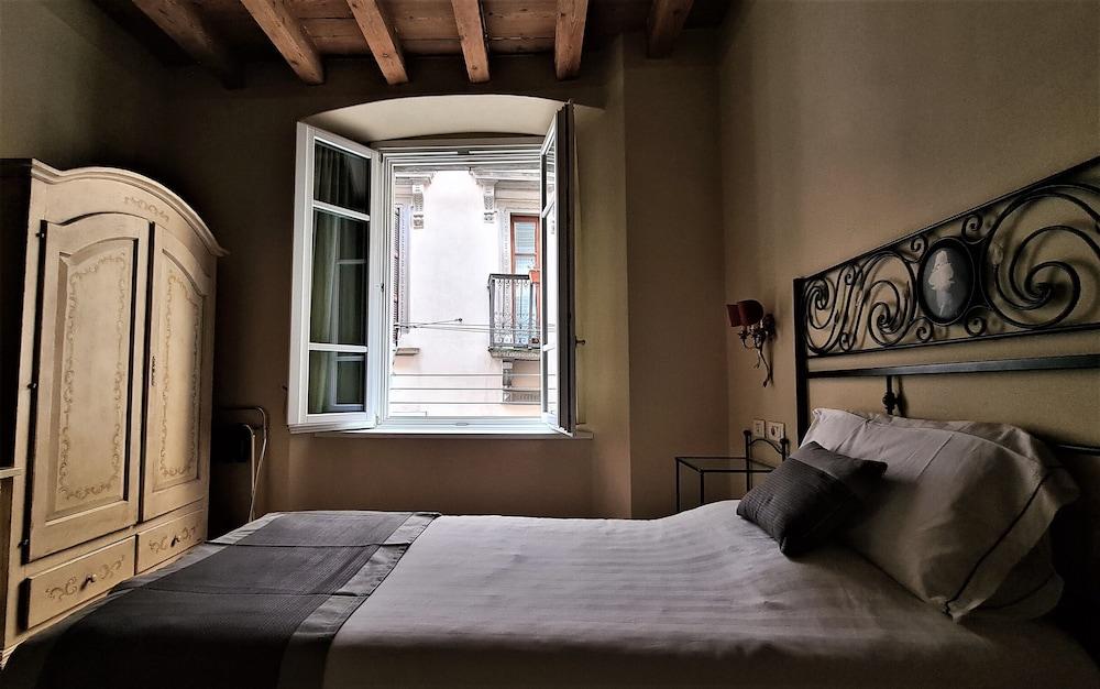 Hotel Piazza Vecchia Bergamo Bagian luar foto